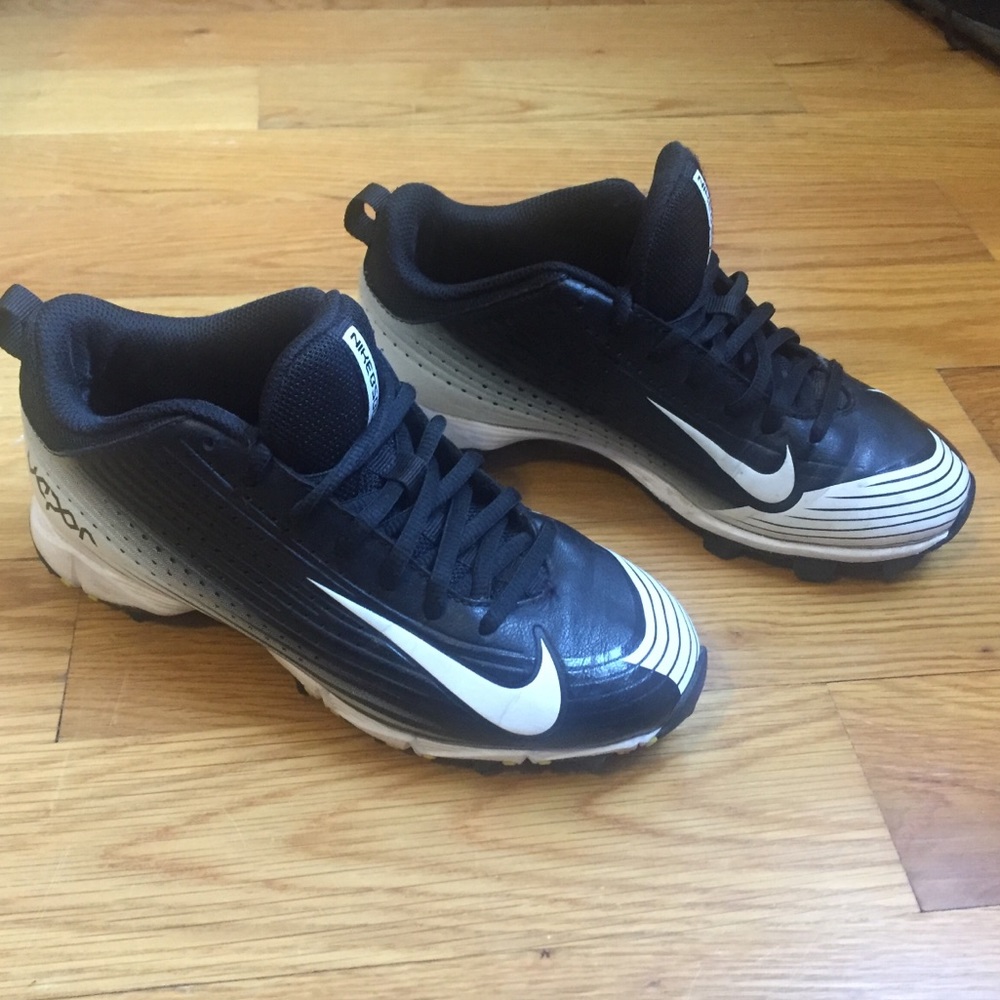 Nike Vapor Cleats, gently used. - Picture 3 of 3